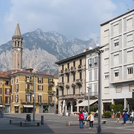 La Casa Nella Corte * ليكو